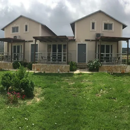 Apartament Daphne's Boutique Livádhion