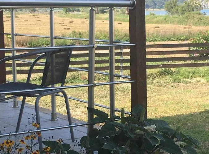 Апартаменты Daphne's Boutique Livadhion